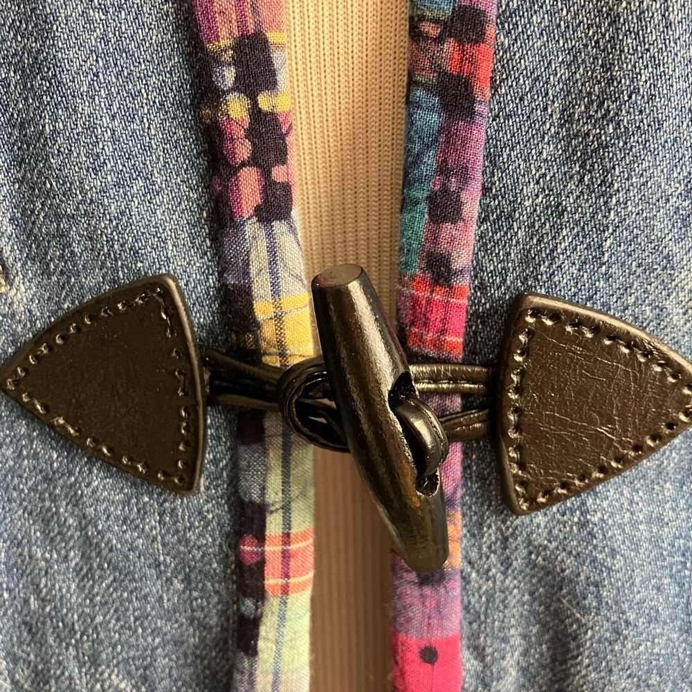 Women’s Hand Sewn Upcycled Denim Vest, Large, Multicolored, Sustainable Fashion - Picture 8 of 9